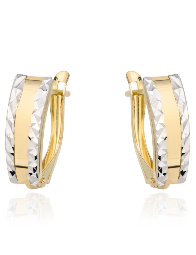 Kolczyki złote z diamentowanymi brzegami i gładkim środkiem